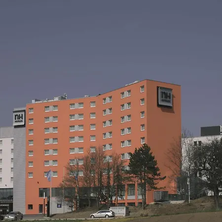 Nh Stuttgart Airport Hotel 4*