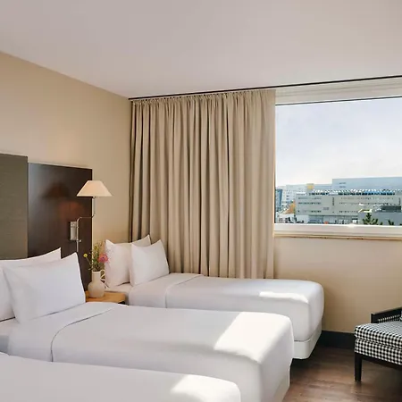 מלון Nh Stuttgart Airport