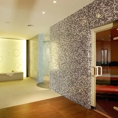 מלון Nh Stuttgart Airport 4*