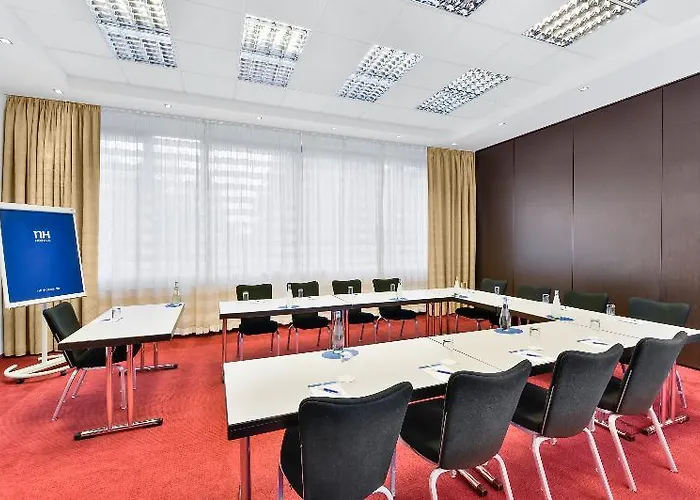 Nh Stuttgart Airport Leura